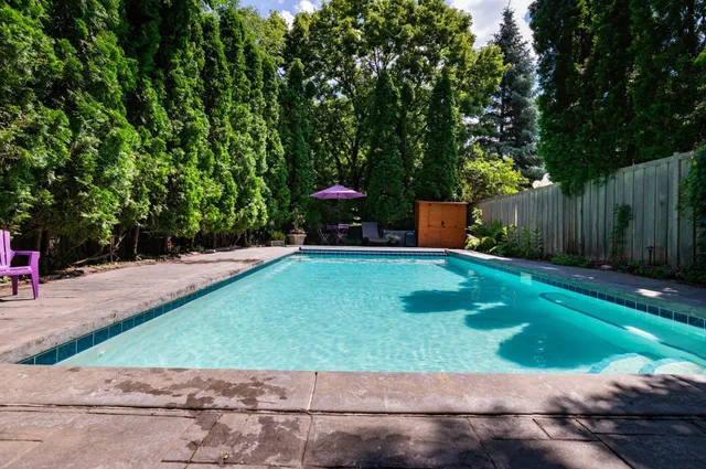 $1,600,000 | 582 Summit Avenue, St. Paul, MN 55102