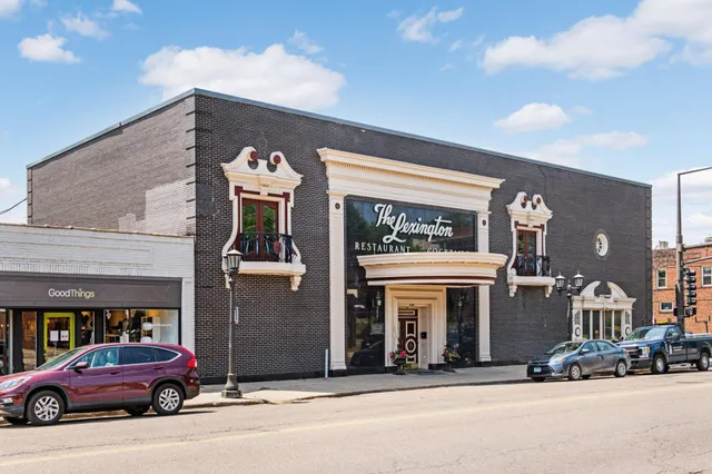 $1,600,000 | 582 Summit Avenue, St. Paul, MN 55102