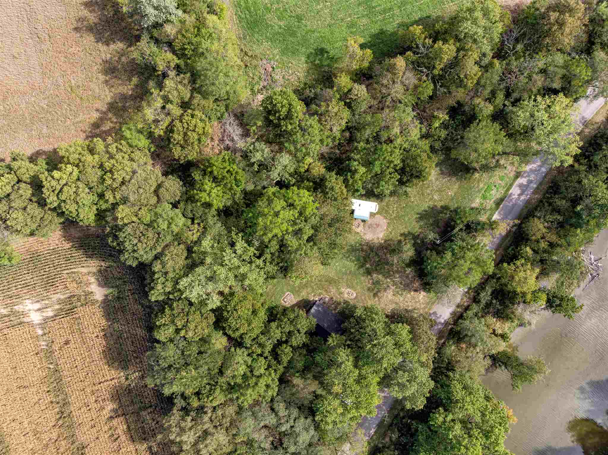 8801 South Belleville Road Warren, IN 46792 - Photo 4 of 17 Gallery Image 4