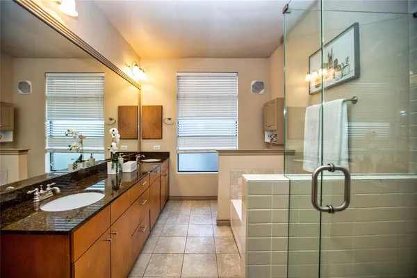 $489,900 | 1201 Beaconsfield Lane, Unit 108, Arlington, TX 76011