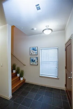 $489,900 | 1201 Beaconsfield Lane, Unit 108, Arlington, TX 76011