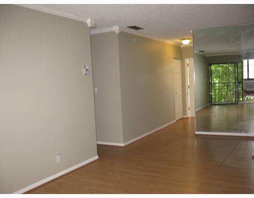 906 Southwest 9th St Circle, Unit 202 Boca Raton, FL 33486 - Photo 4 of 16 Additional Photo
