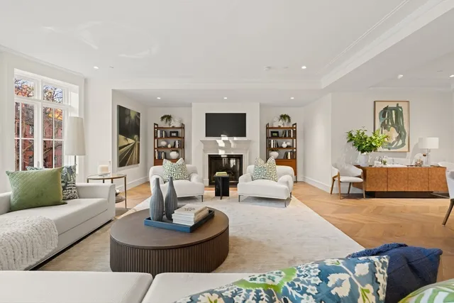 $8,300,000 | 397 Commonwealth Avenue, Unit 2, Boston, MA 02215