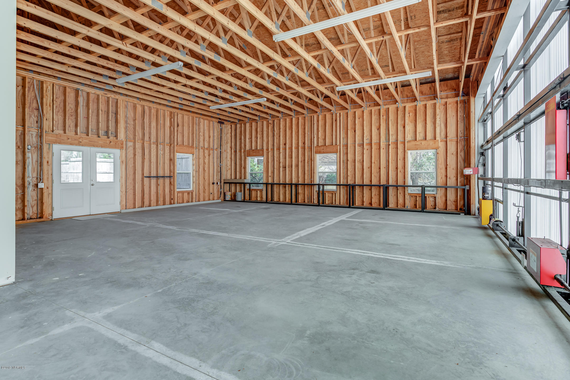 534 Pilots Ridge Road Wilmington, NC 28412 - Photo 13 of 32 Hanger