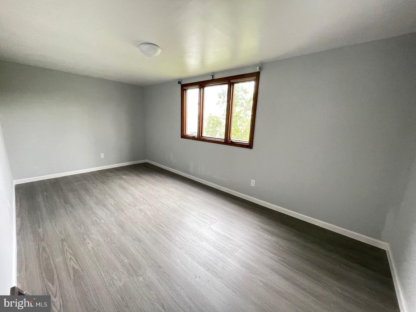 10834 Perrin Road Philadelphia, PA 19154 - Photo 10 of 10