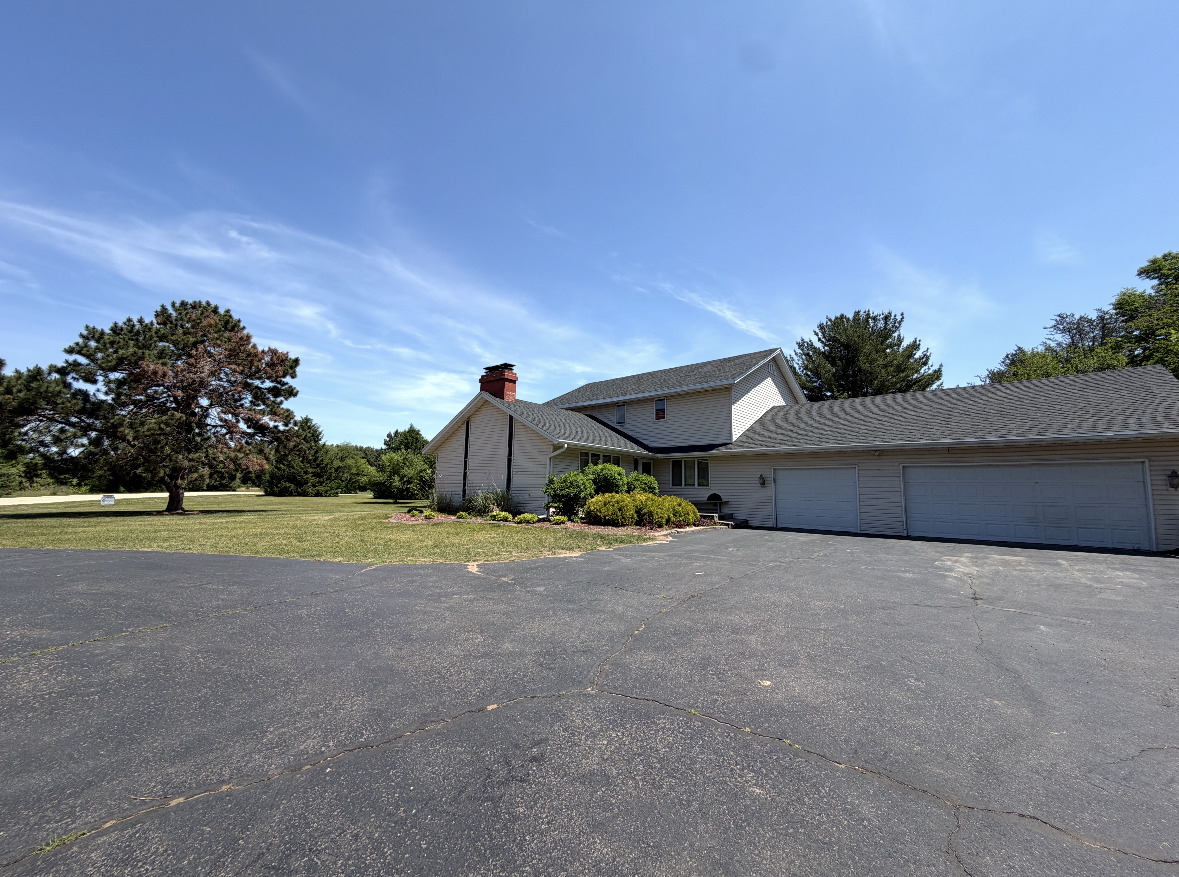 5009 Whispering Pine Circle Thomson, IL 61285 - Photo 1 of 34