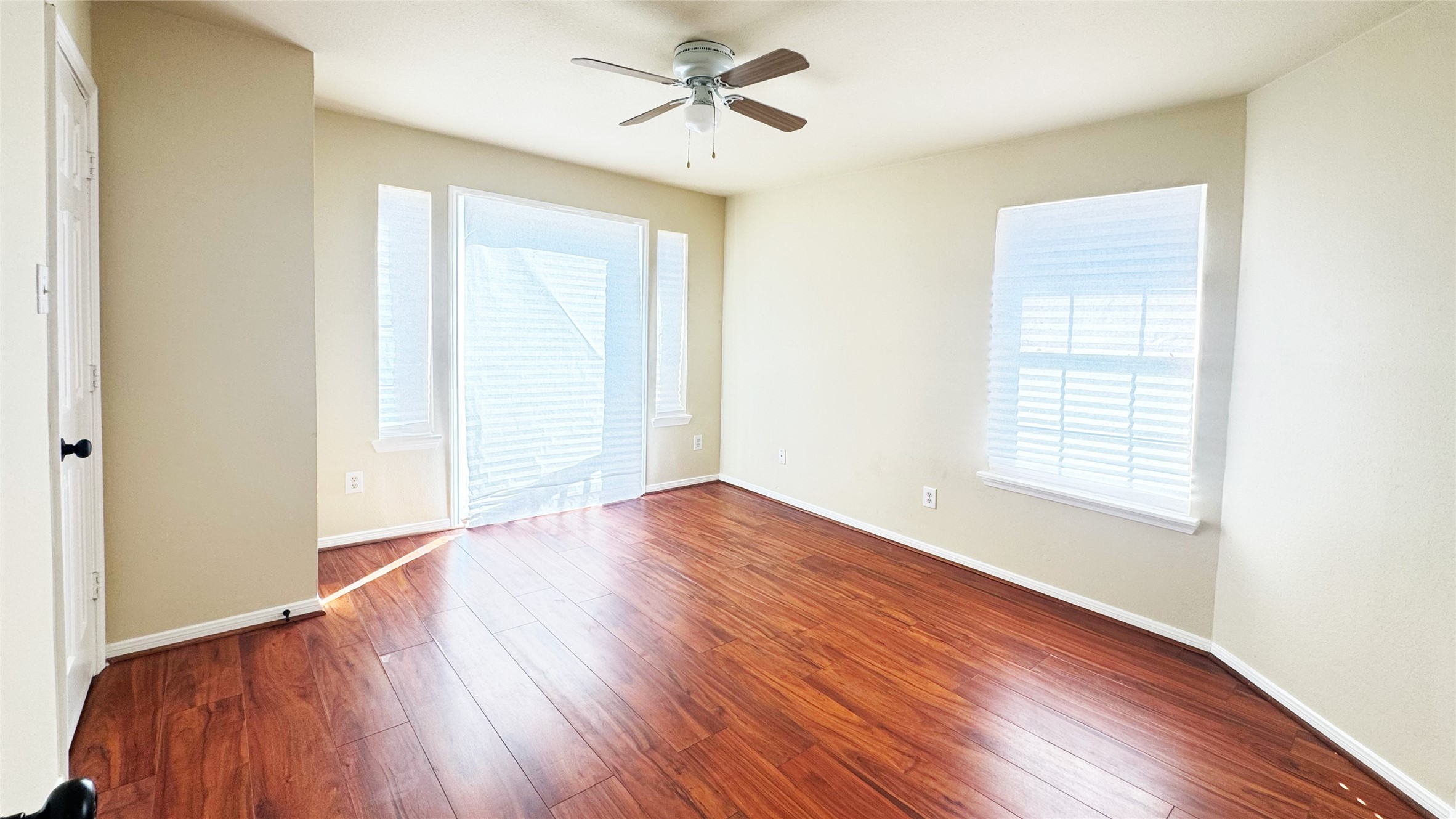 6623 Gulf Freeway Houston, TX 77087 - Photo 15 of 38