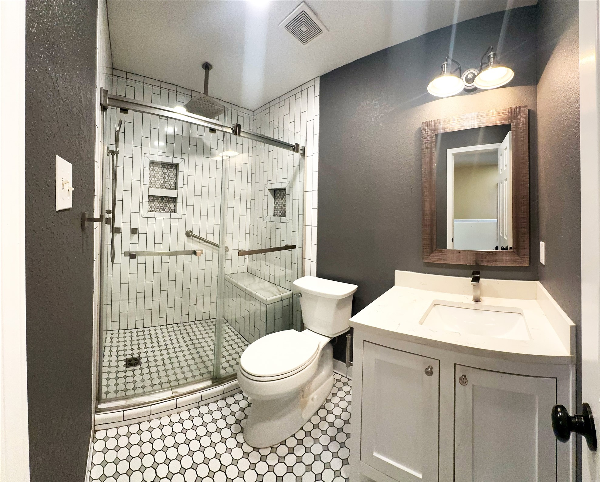 6623 Gulf Freeway Houston, TX 77087 - Photo 18 of 38