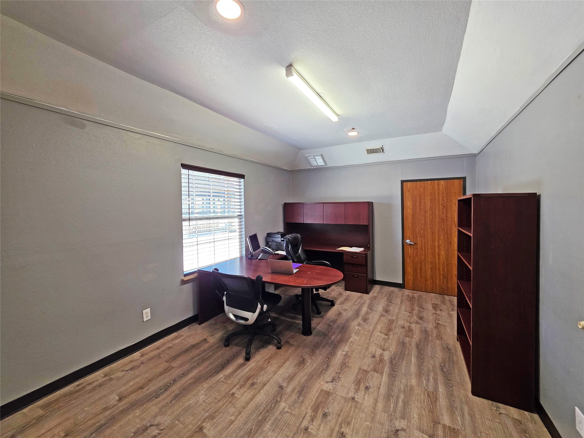 6623 Gulf Freeway Houston, TX 77087 - Photo 10 of 38
