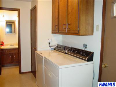 4816 Goshen Road Fort Wayne, IN 46818 - Photo 11 of 20 Gallery Image 11