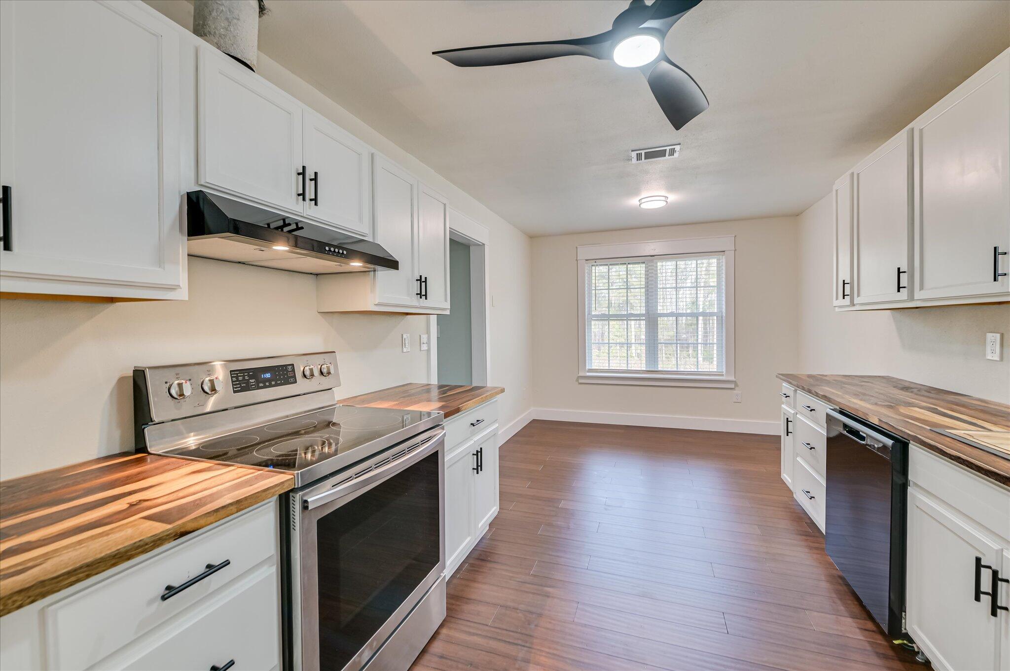 4133 Foreman Way Hephzibah, GA 30815 - Photo 12 of 31 12-112