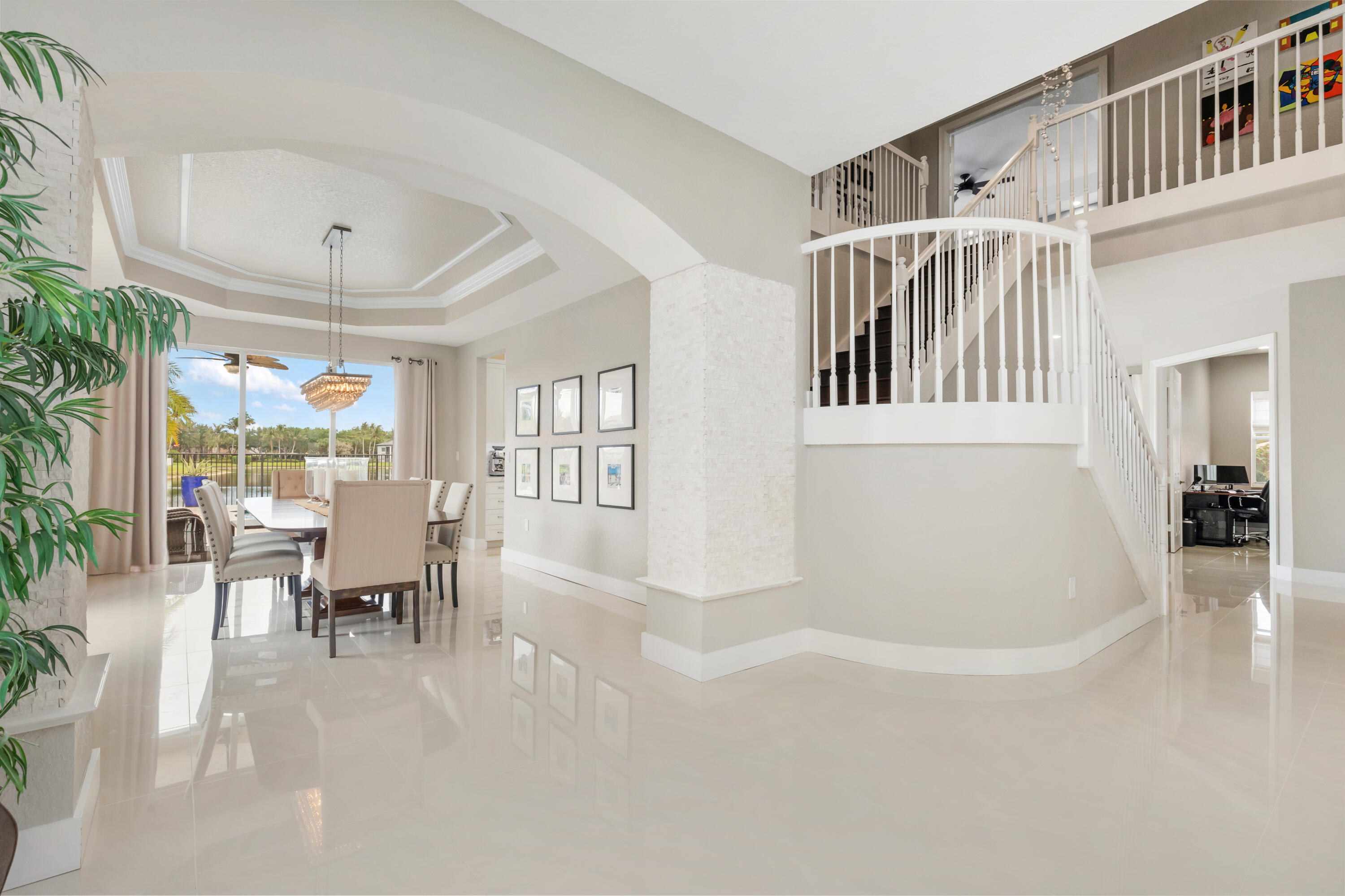19132 Streamside Court Boca Raton, FL 33498 - Photo 5 of 114 1I6A0555