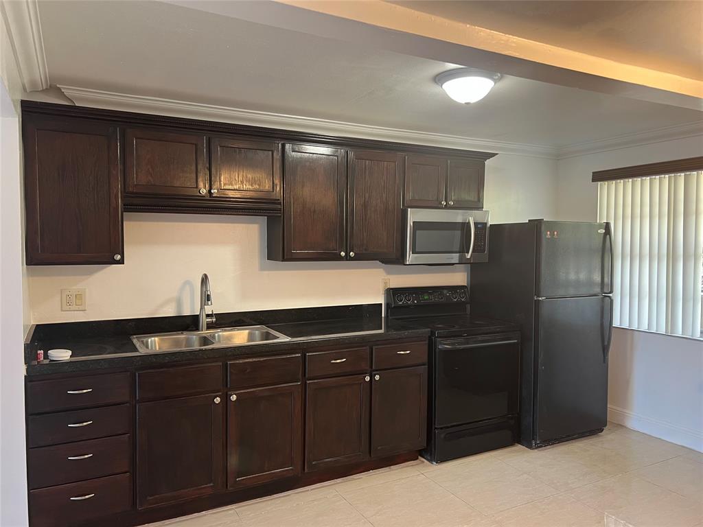 3120 North Pine Island Road, Unit 301 Sunrise, FL 33351 - Photo 3 of 27