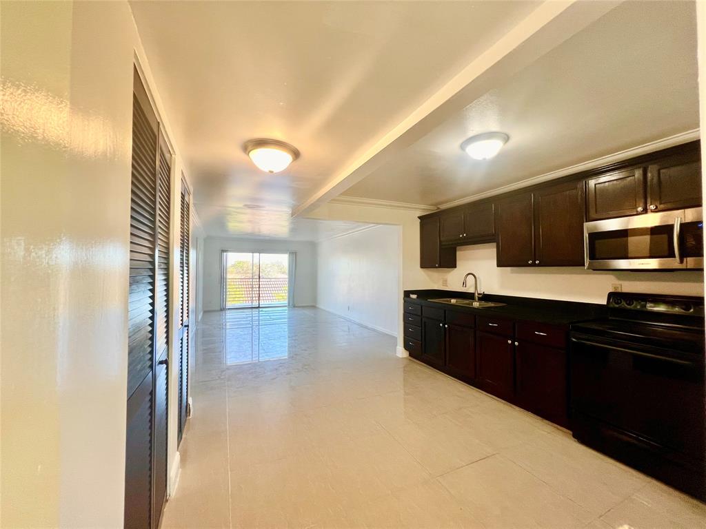 3120 North Pine Island Road, Unit 301 Sunrise, FL 33351 - Photo 4 of 27