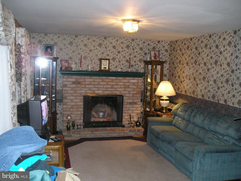1549 Willoughby Circle Manheim, PA 17545 - Photo 2 of 8
