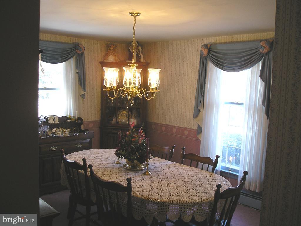 1549 Willoughby Circle Manheim, PA 17545 - Photo 3 of 8