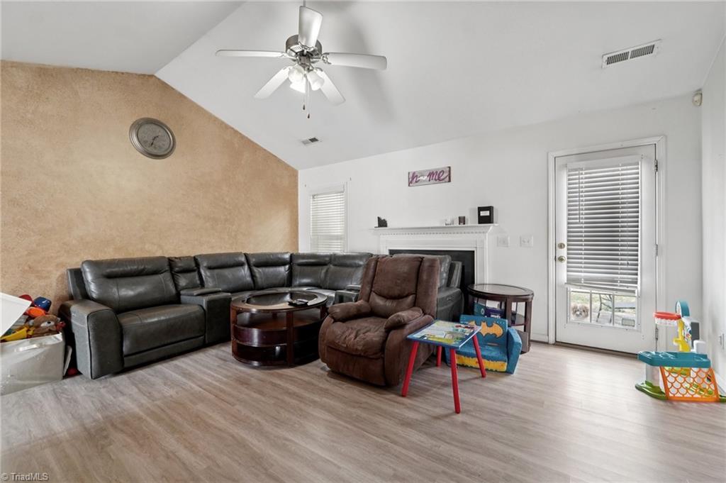 1120 Wesson Court High Point, NC 27265 - Photo 4 of 15