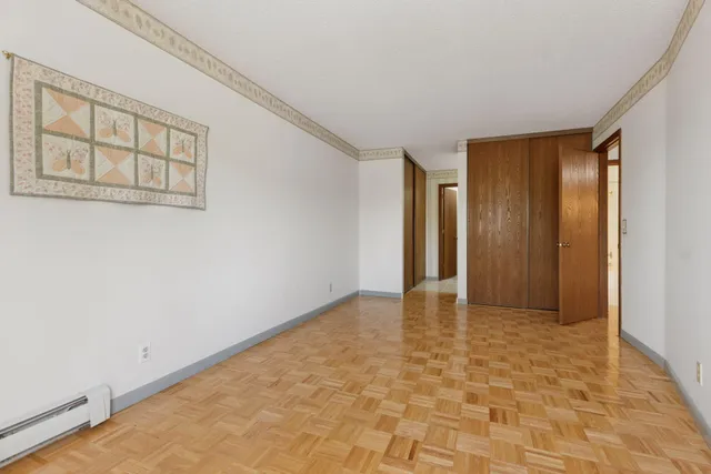 $149,500 | 5697 Green Cir Drive, Unit 219, Minnetonka, MN 55343