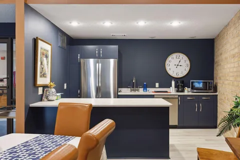 $149,500 | 5697 Green Cir Drive, Unit 219, Minnetonka, MN 55343