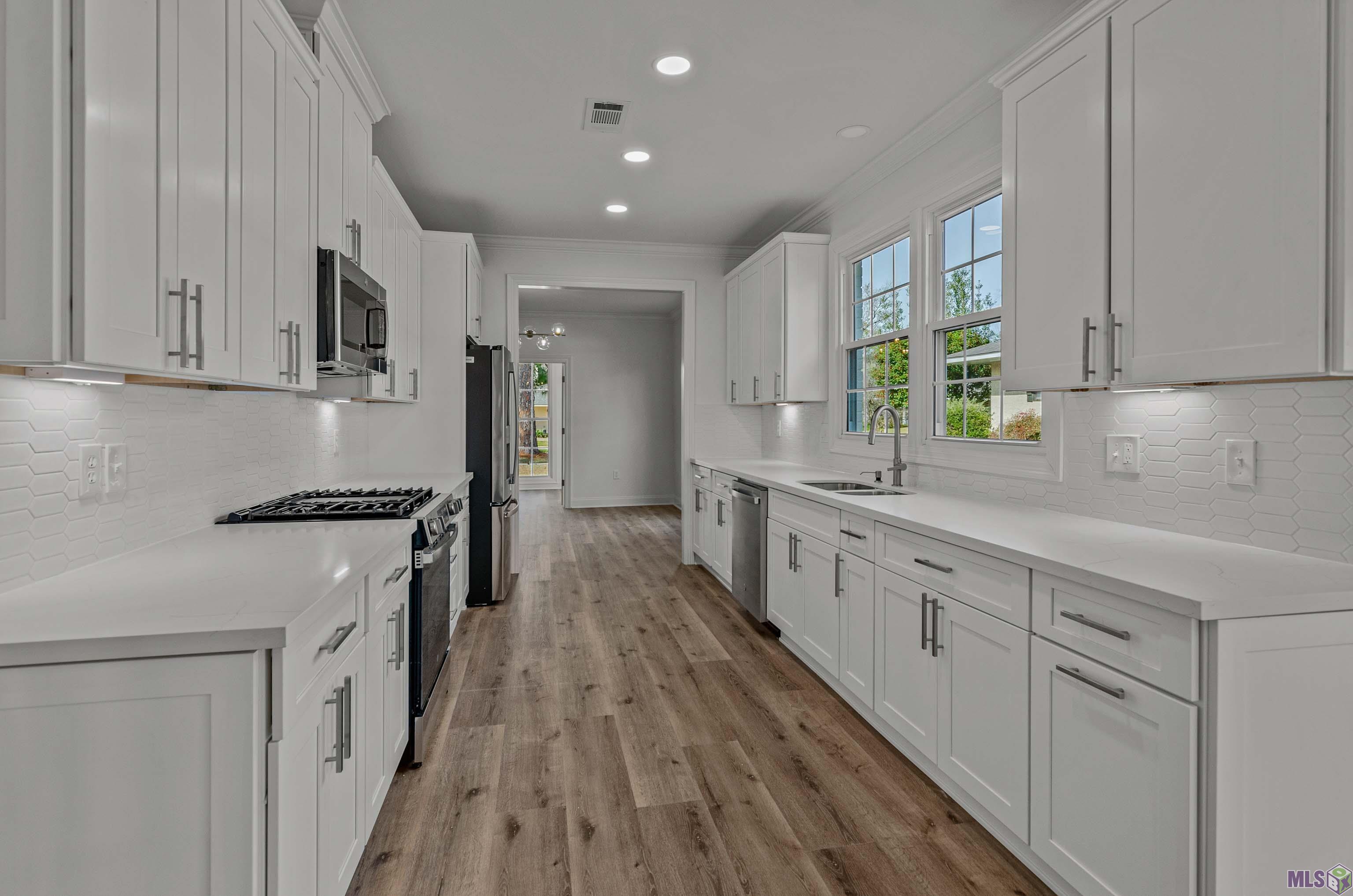 4605 Pine Ridge Drive Baton Rouge, LA 70809 - Photo 6 of 20 Gallery Image 6