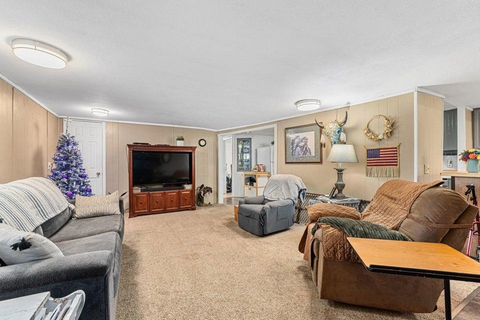 21018 North Austin Road Colbert, WA 99005 - Photo 12 of 38