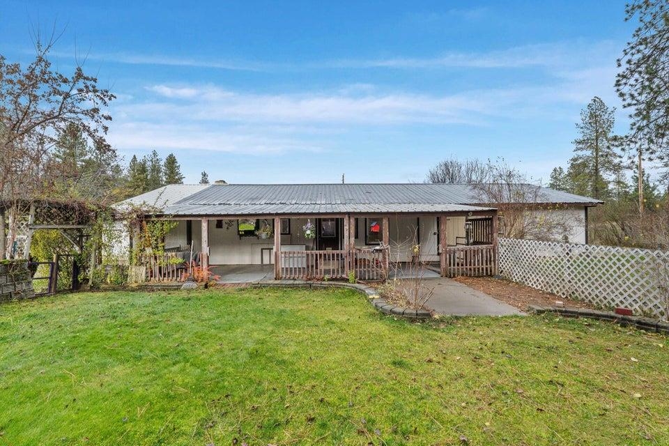 21018 North Austin Road Colbert, WA 99005 - Photo 5 of 38