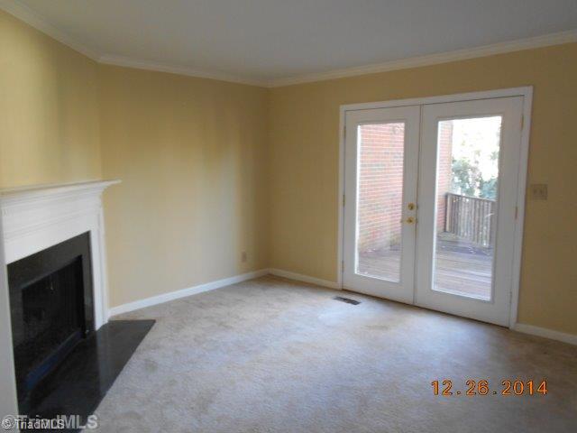 3419 Polo Road, Unit 7 Winston-Salem, NC 27106 - Photo 2 of 12 Living Room.