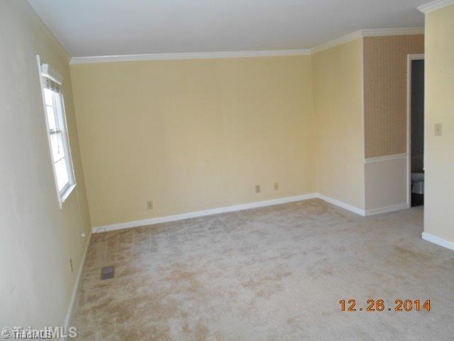 3419 Polo Road, Unit 7 Winston-Salem, NC 27106 - Photo 3 of 12 Living Room.