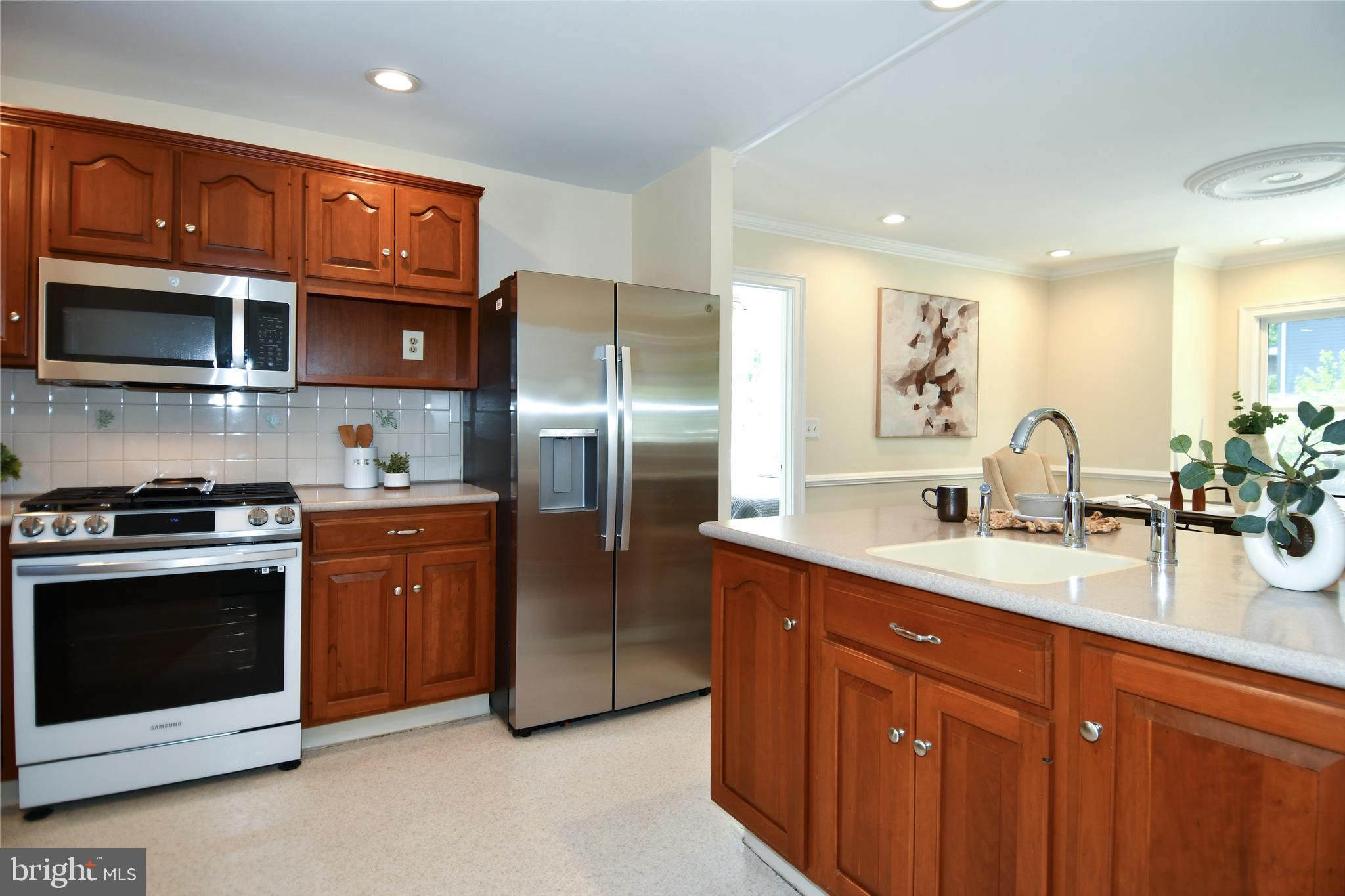 7011 Old Sandy Spring Road Laurel, MD 20707 - Photo 15 of 39 Gallery Image 15