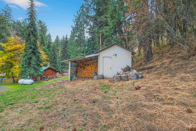 $365,000 | 39816 Waha Glen Road, Lewiston, ID 83501