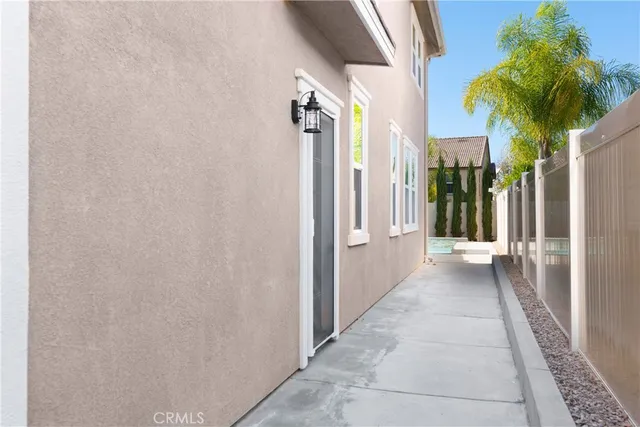 a view of a walk in closet