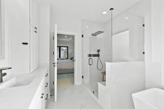 $1,499,000 | 5115 Maple Street, Bellaire, TX 77401