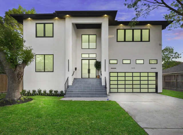 $1,499,000 | 5115 Maple Street, Bellaire, TX 77401