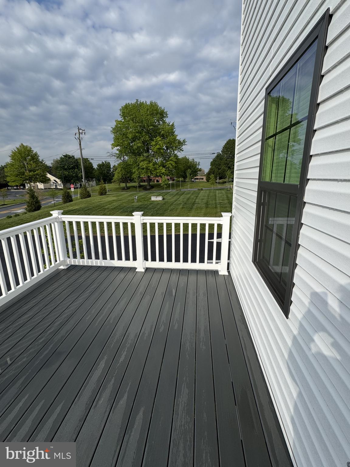 100 Arcadia Way Exton, PA 19341 - Photo 4 of 29