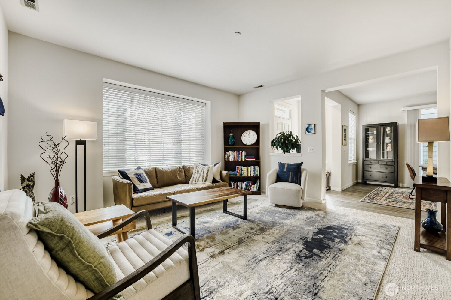 18705 101st Avenue Northeast, Unit 3 Bothell, WA 98011 - Photo 4 of 31