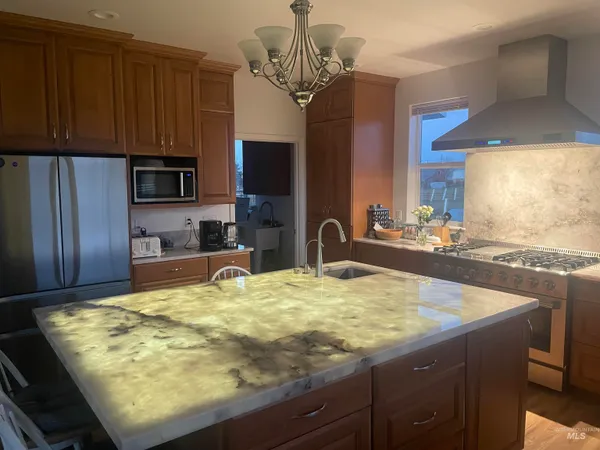 $1,124,000 | 1425 Connelly Lane, Emmett, ID 83617