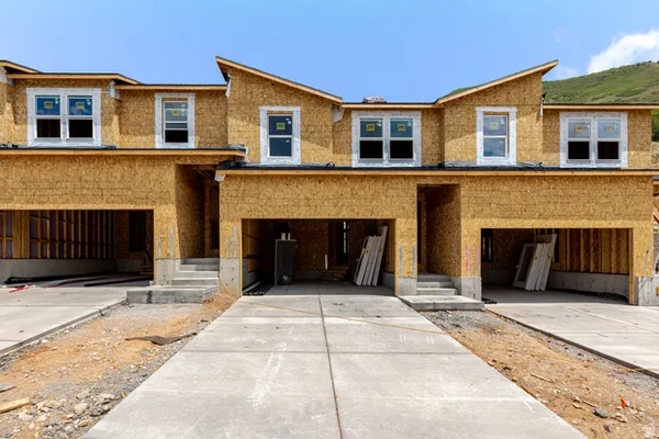 $489,900 | 5347 South Acacia Drive, Unit 724, Mapleton, UT 84664