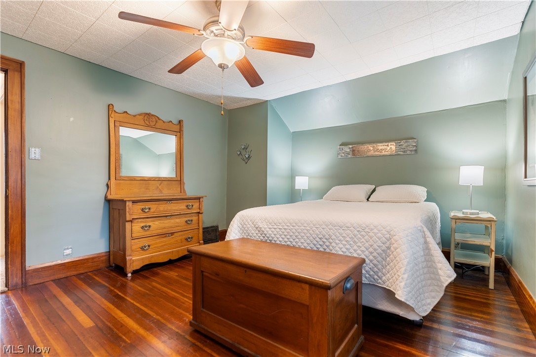 120 34th Street Southwest Canton, OH 44706 - Photo 19 of 30 Bedroom with ceiling fan and dark wood-type flooring