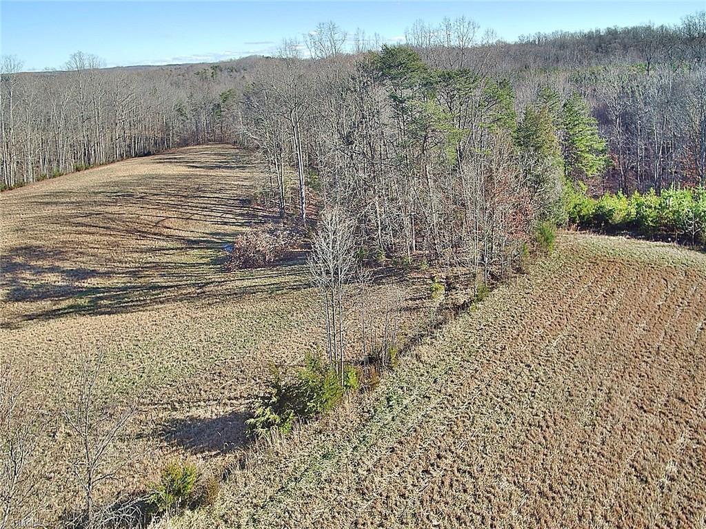 5148 Baker Road East Bend, NC 27018 - Photo 13 of 16 Gallery Image 13