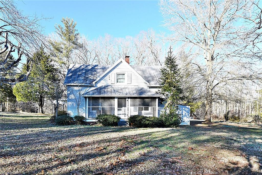 5148 Baker Road East Bend, NC 27018 - Photo 3 of 16 Gallery Image 3