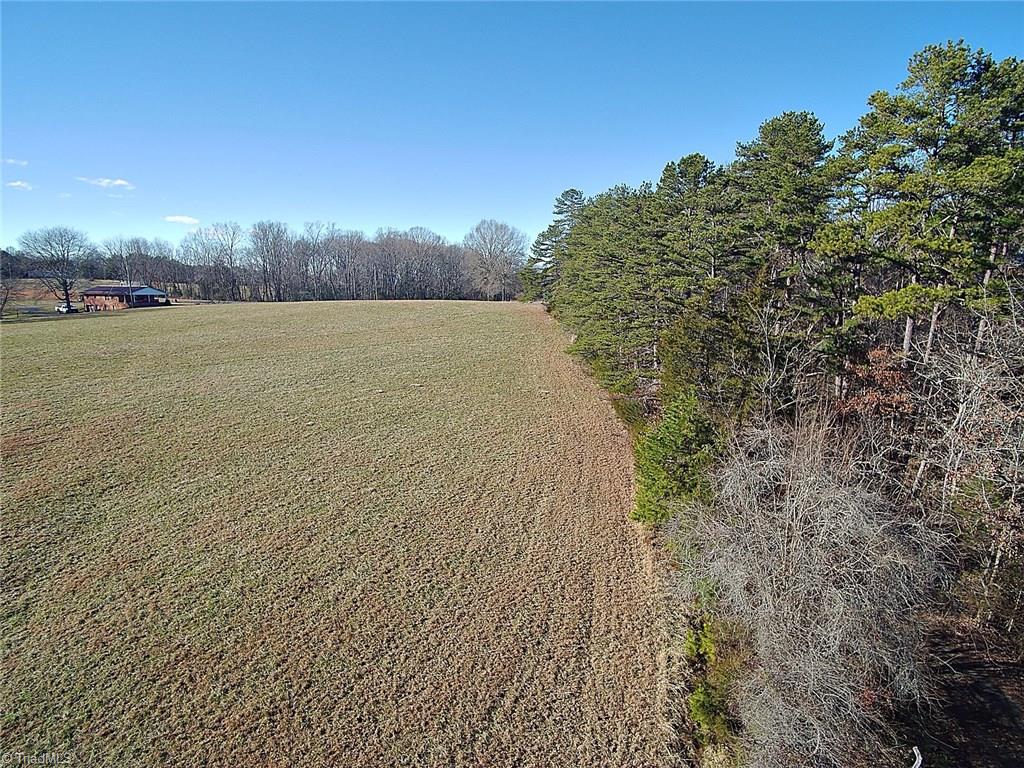 5148 Baker Road East Bend, NC 27018 - Photo 10 of 16 Gallery Image 10