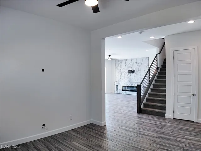 $5,575 | 5817 Yellow Ridge Avenue, Las Vegas, NV 89131