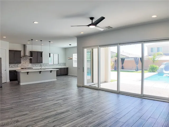 $5,575 | 5817 Yellow Ridge Avenue, Las Vegas, NV 89131