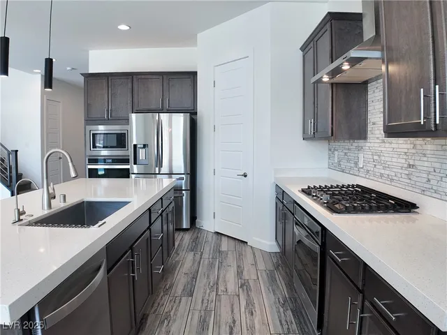 $5,575 | 5817 Yellow Ridge Avenue, Las Vegas, NV 89131