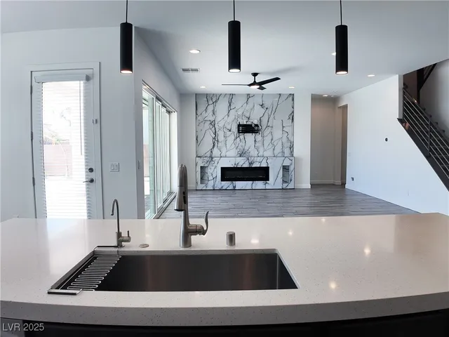 $5,575 | 5817 Yellow Ridge Avenue, Las Vegas, NV 89131