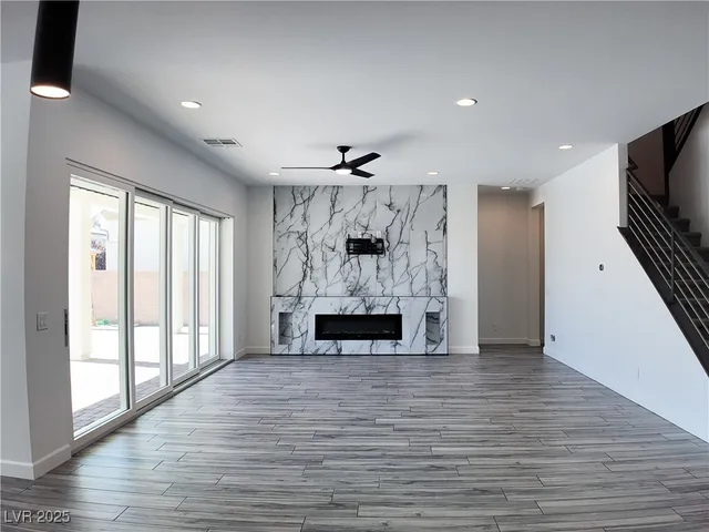 $5,575 | 5817 Yellow Ridge Avenue, Las Vegas, NV 89131