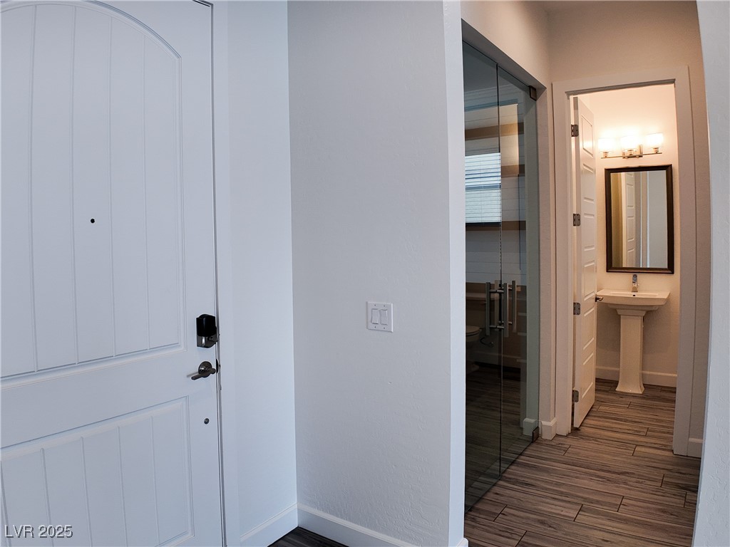 5817 Yellow Ridge Avenue Las Vegas, NV 89131 - Photo 4 of 99