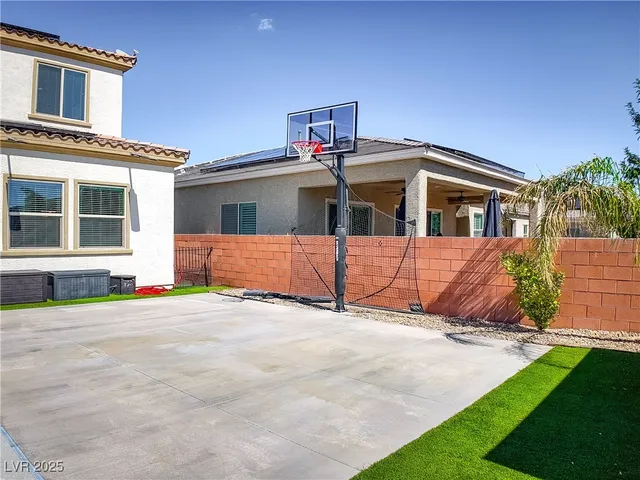 $5,575 | 5817 Yellow Ridge Avenue, Las Vegas, NV 89131