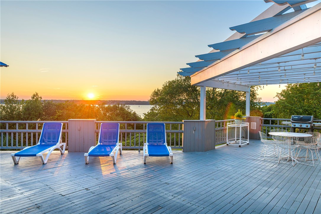 76 Battery Lane Jamestown, RI 02835 - Photo 28 of 36
