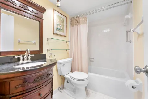 $385,000 | 3310 South Ocean Boulevard, Unit 528D, Highland Beach, FL 33487